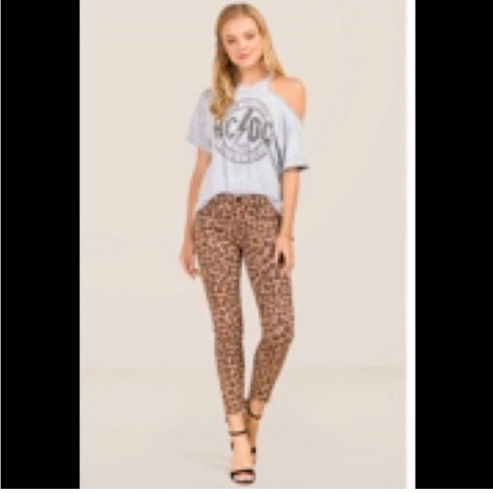 Jean size 12 Leopard print adorable